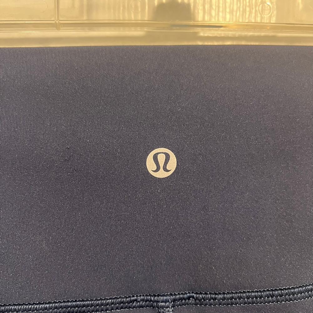 Lululemon Leggings navy - Picture 7 of 9